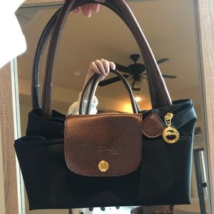 Long champ black classic bag